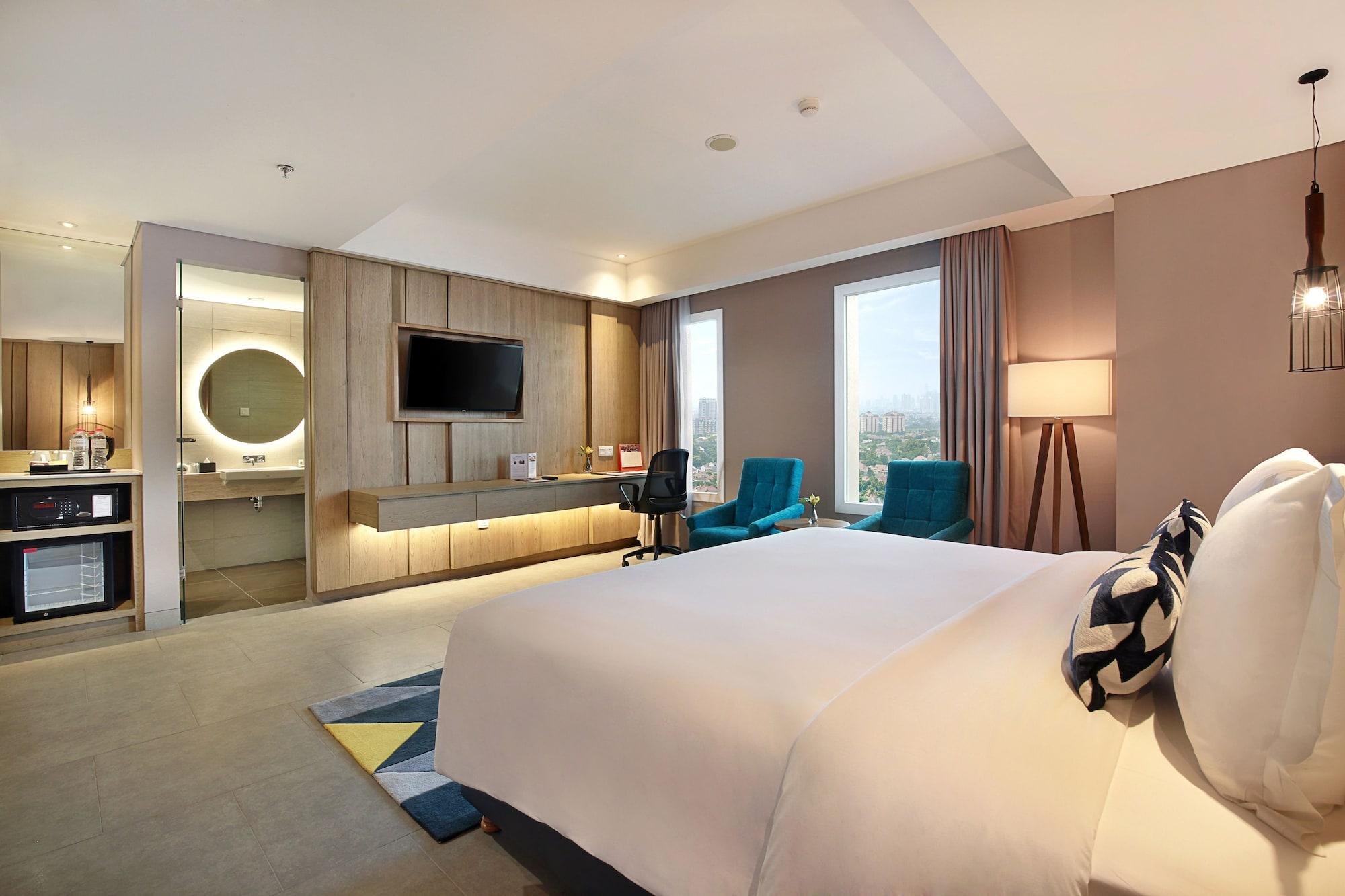 Swiss-Belinn Simatupang Джакарта Екстериор снимка
