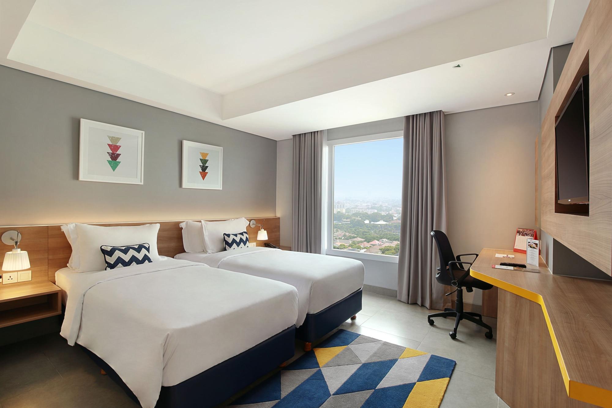 Swiss-Belinn Simatupang Джакарта Екстериор снимка