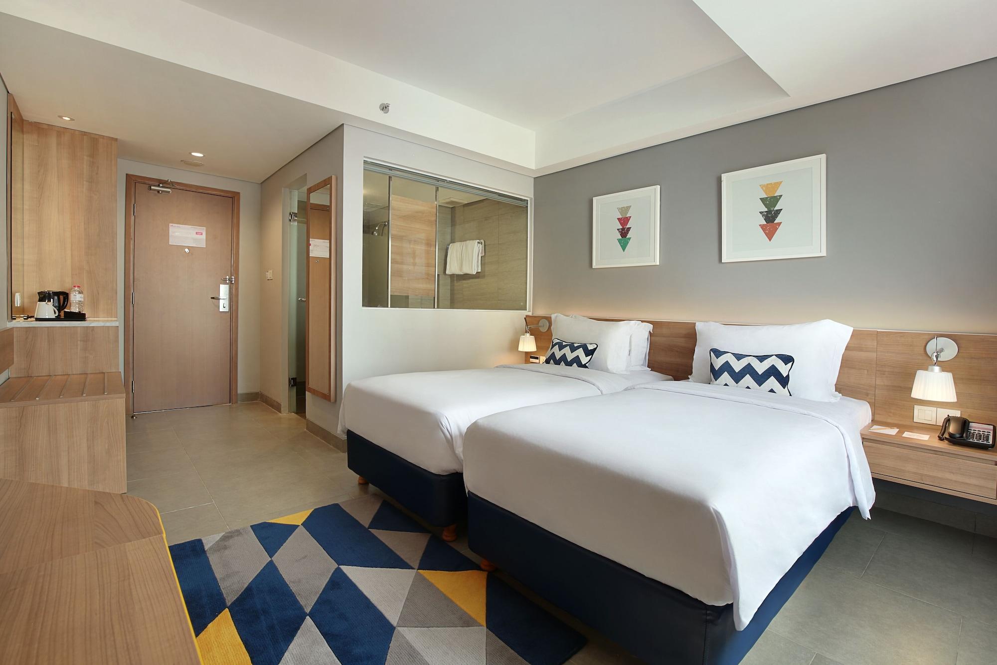 Swiss-Belinn Simatupang Джакарта Екстериор снимка