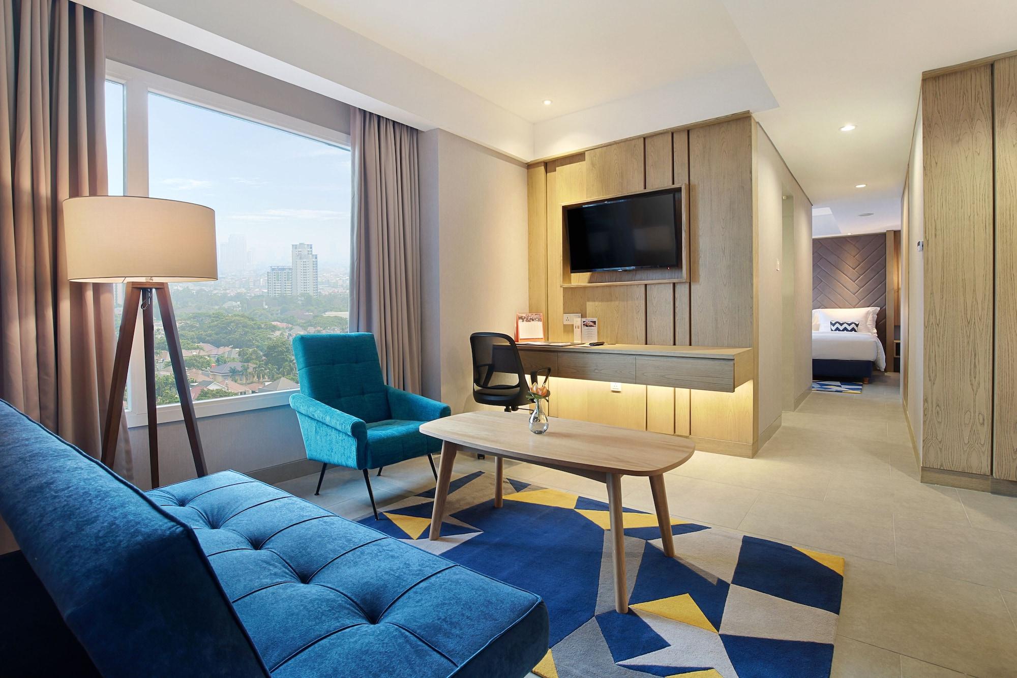 Swiss-Belinn Simatupang Джакарта Екстериор снимка