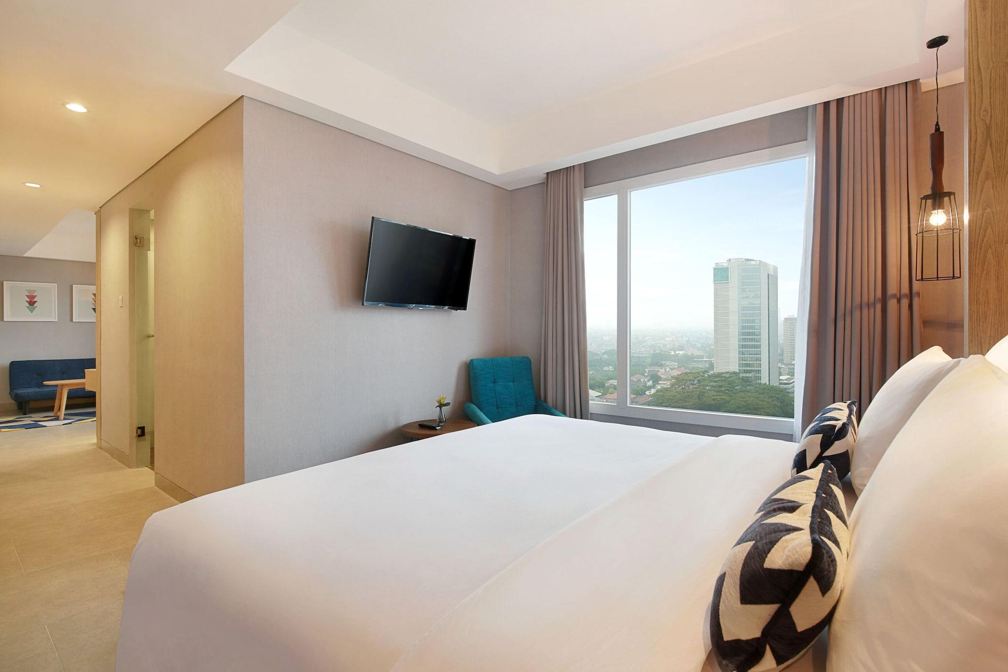 Swiss-Belinn Simatupang Джакарта Екстериор снимка