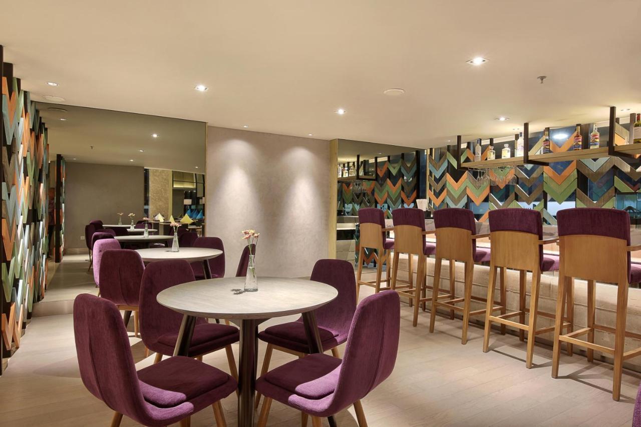 Swiss-Belinn Simatupang Джакарта Екстериор снимка